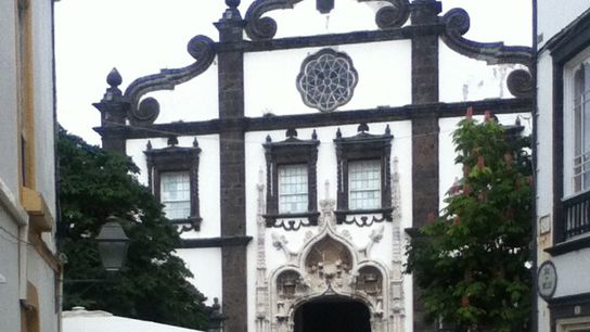 Calçada Portuguesa: Portugal’s Sidewalk Art You’ve Already Walked On taken Ponta Delgado