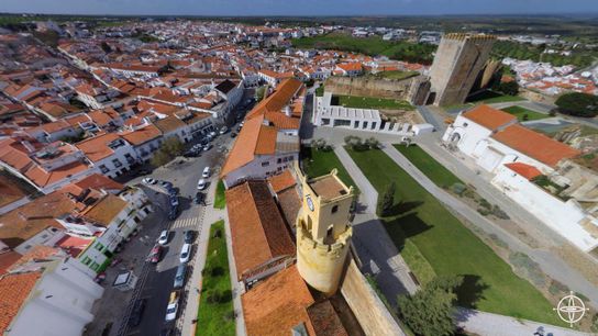 Doing It All Wrong: How Overtourism Harms the Very Places People Put on Bucket Lists taken sintra (Expat)
